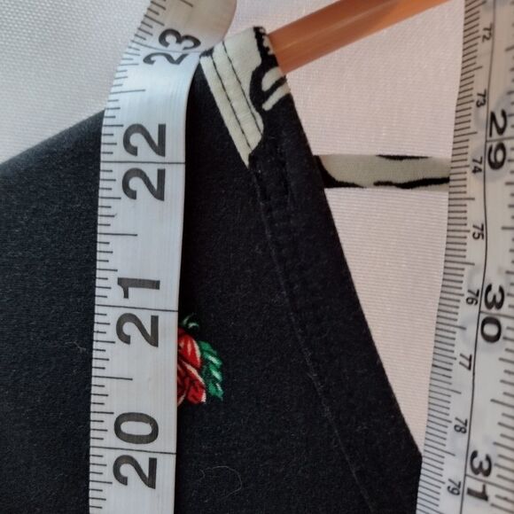 No boundaries top  - Picture 6 of 6